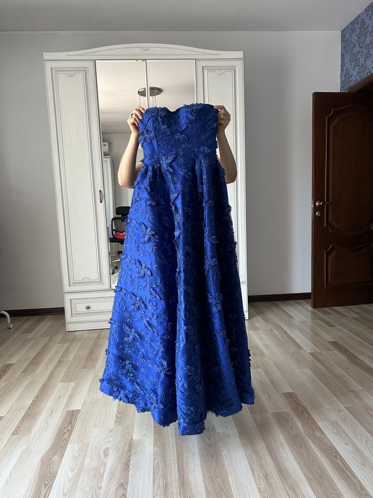 Синее платье Isabel Garcia вечернее/свадебное/ на выпускной
