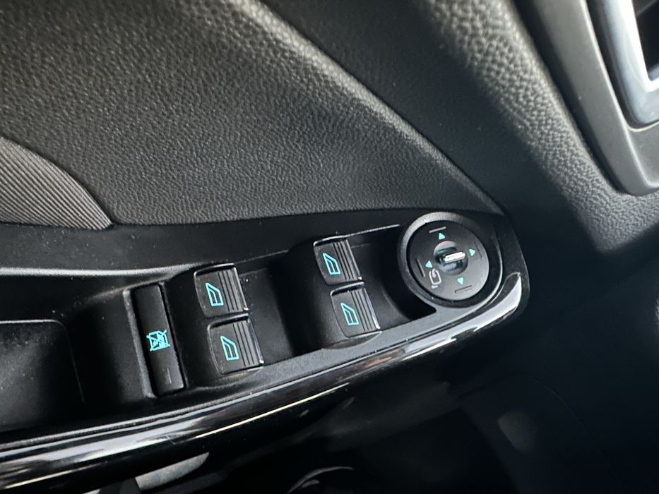 Vand Ford Fiesta 1.6 tdci 95CP