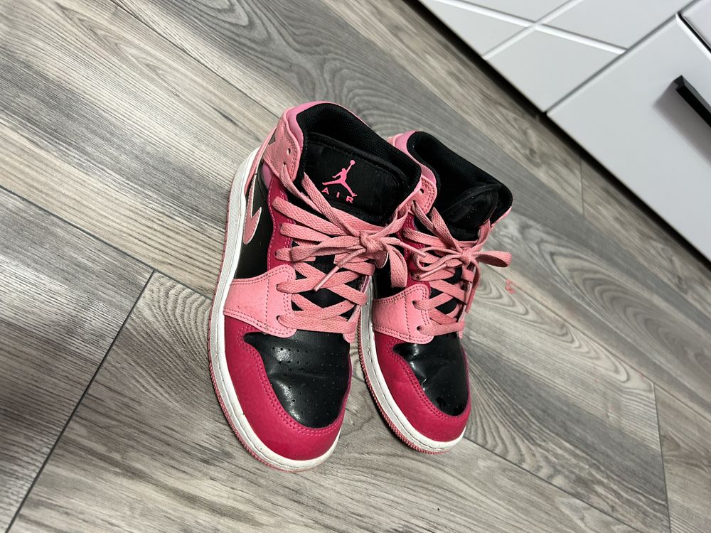 Nike Air Jordan 36 pink black
