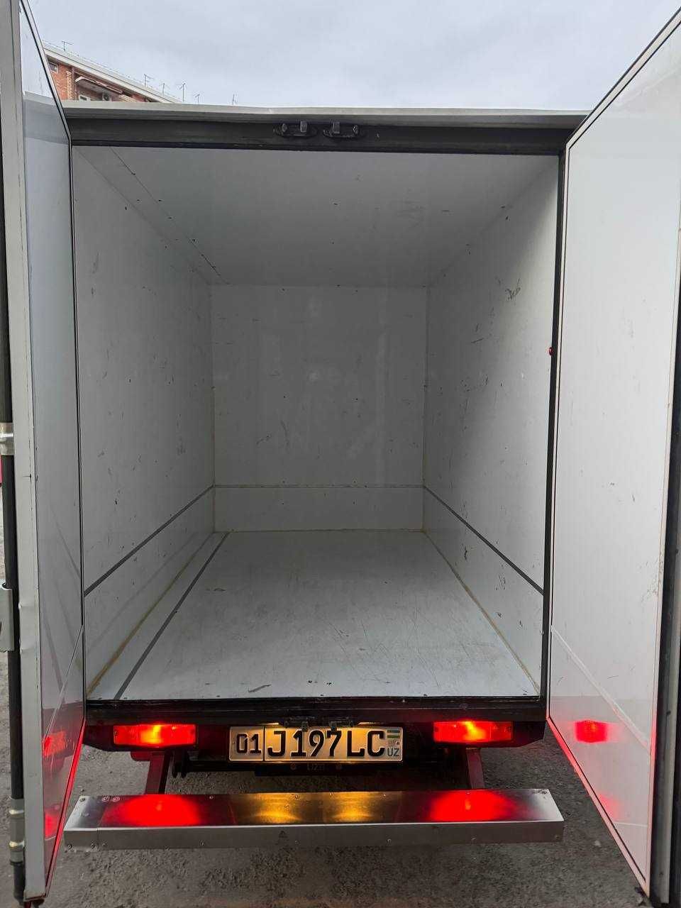 Labo furgon gaz bor 13500 km yurgan 2023 oktabr