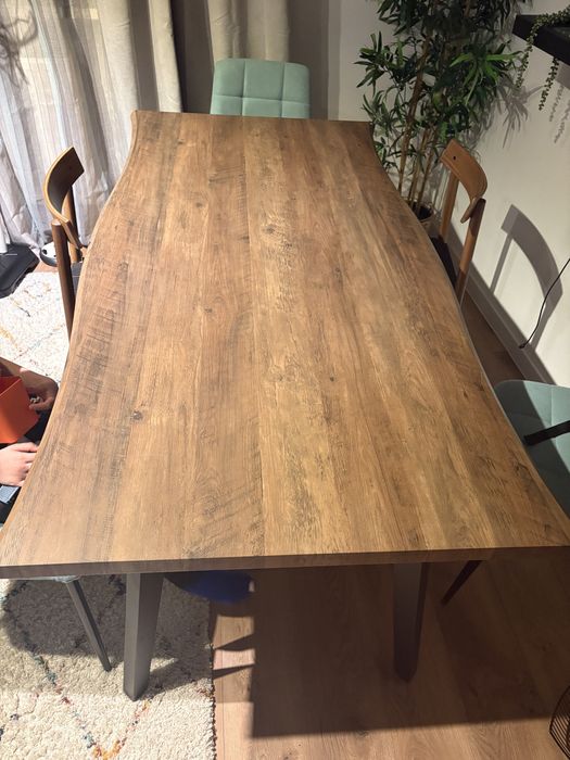 Masa living/terasa Dedeman, impecabila