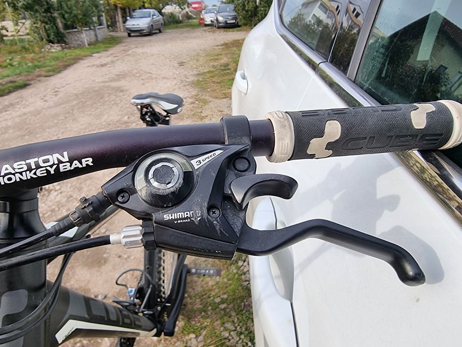 Bicicleta Cube Aim race