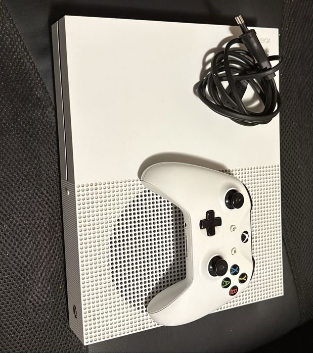 Игрална Конзола Xbox One S