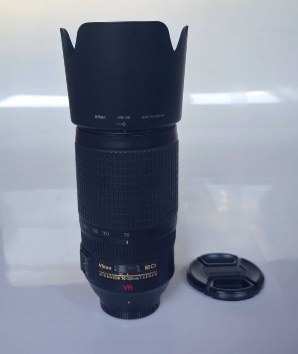 Teleobiectiv Nikon AF-S VR Zoom NIKKOR 70-300mm f/4.5-5.6G IF-ED
