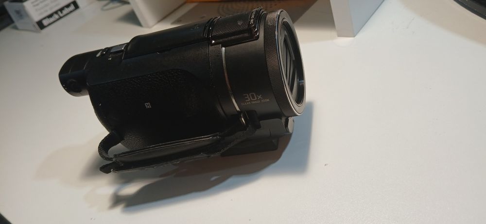 Видеокамера Sony AX53 4K Handycam