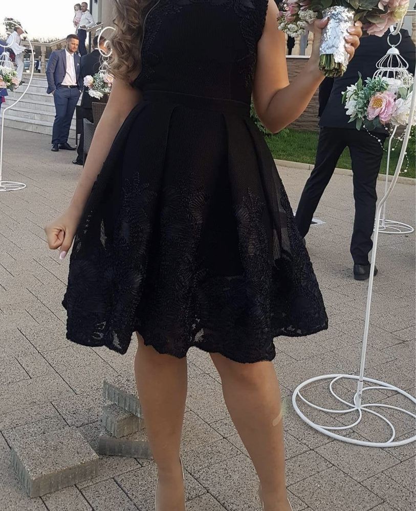 Rochie de seara elegantă