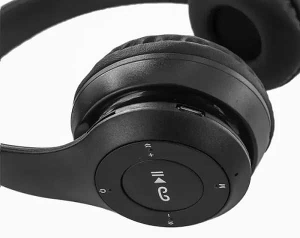 P47 Bluetooth слушалки безжични AUX, Micro SD, FM Radio