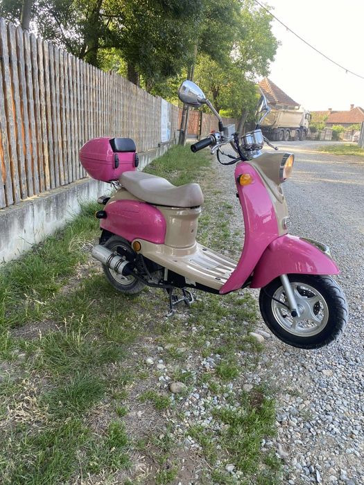Scuter 49cc in stare foarte buna