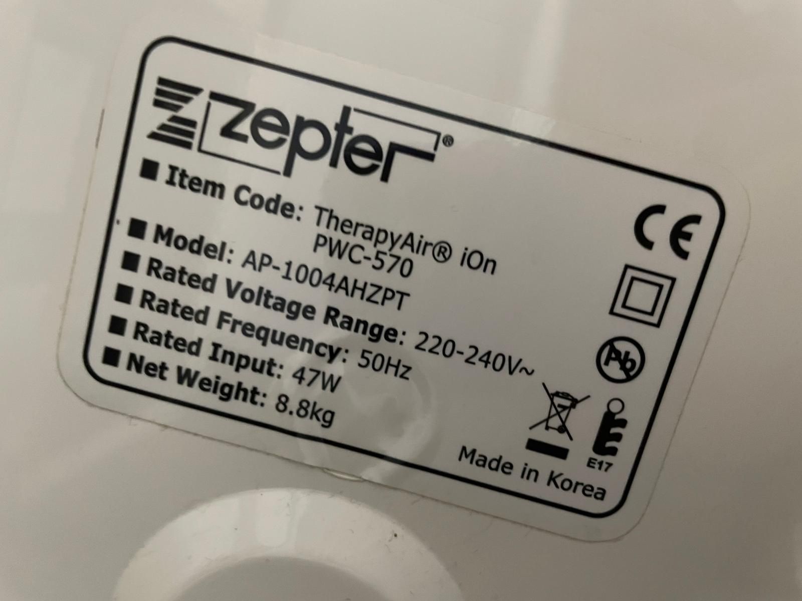 Vând purificator aer Zepter, utilizat.