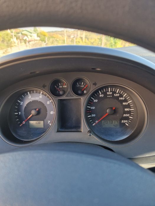 Vand seat ibiza 1.4 benzina