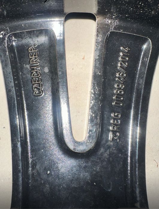 БМВ Алуминиеви джанти със зимни гуми