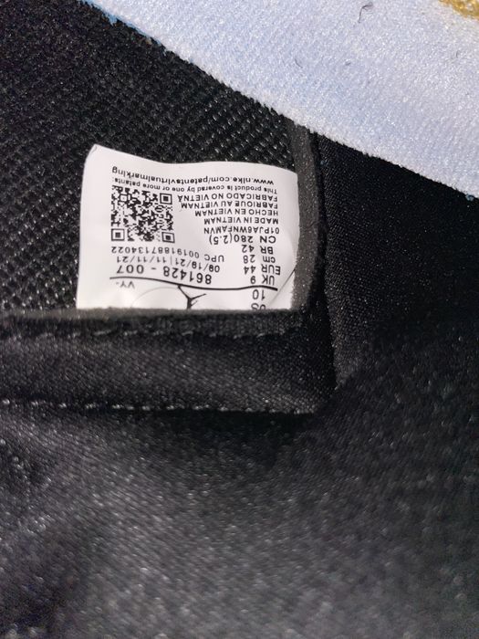 Air Jordan 1 high Gold Toe