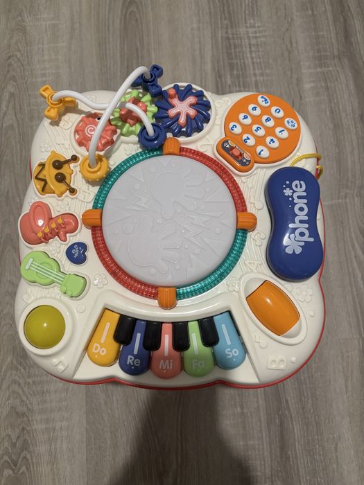 Интерактивна  маса център за игра Soltoy Building Game Table