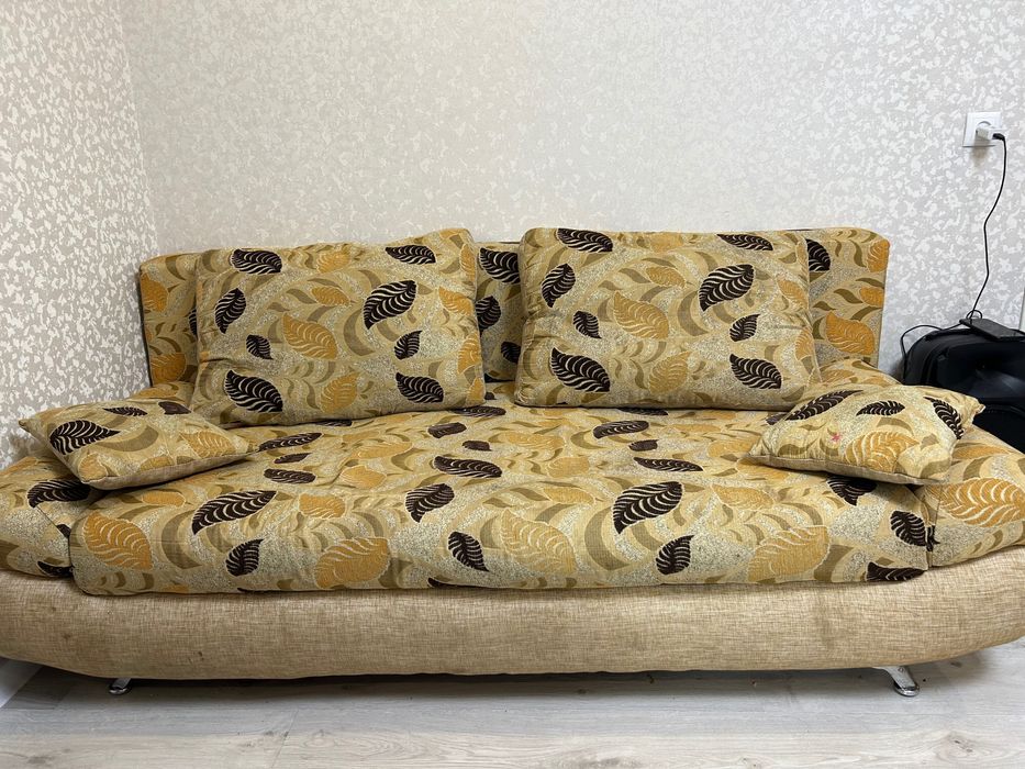 Диван и 2 кресла