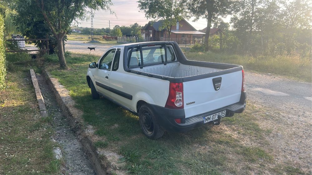 Dacia pickup 2012
