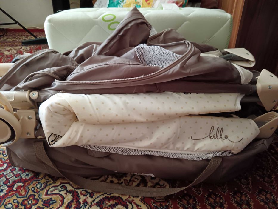 Бебешка кошара Chipolino Bella + матрак