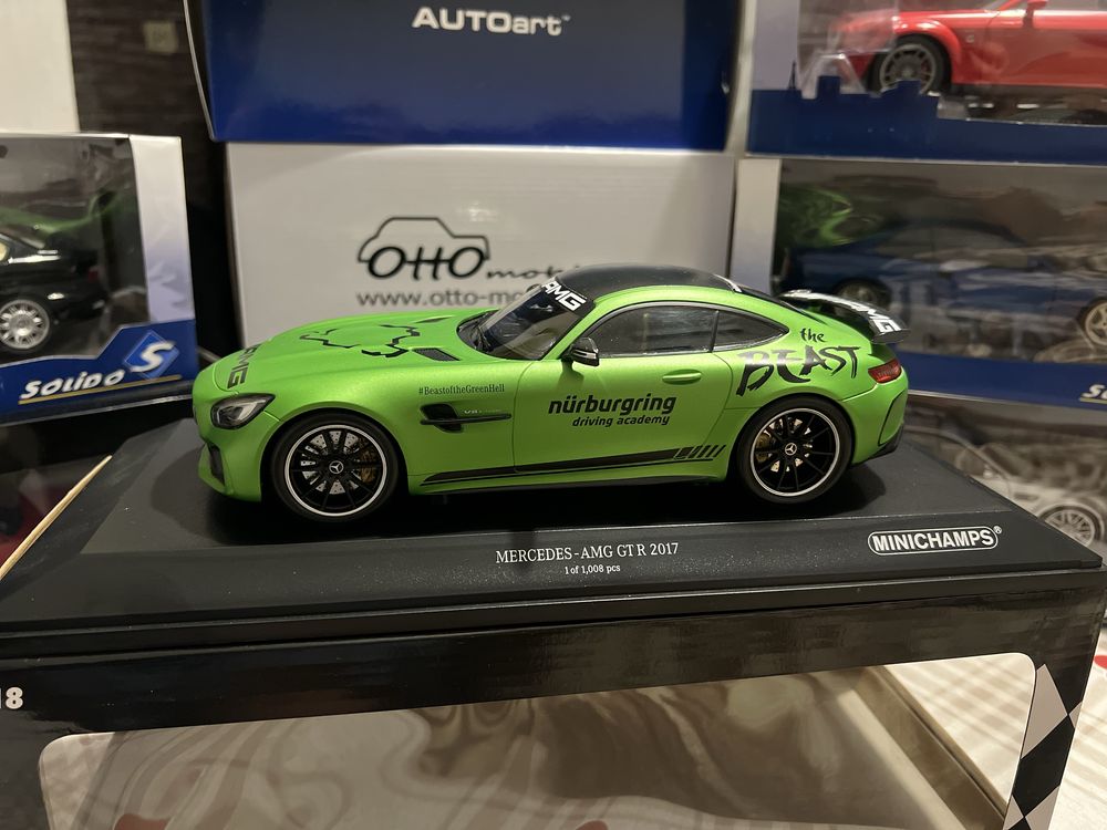Mercedes AMG GT-R  2017
