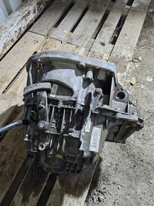 Cutie viteza renault trafic vivaro primastar