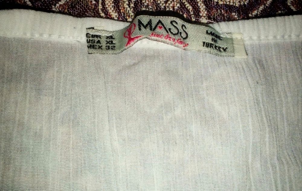 Ie mărimea L, stare foarte buna