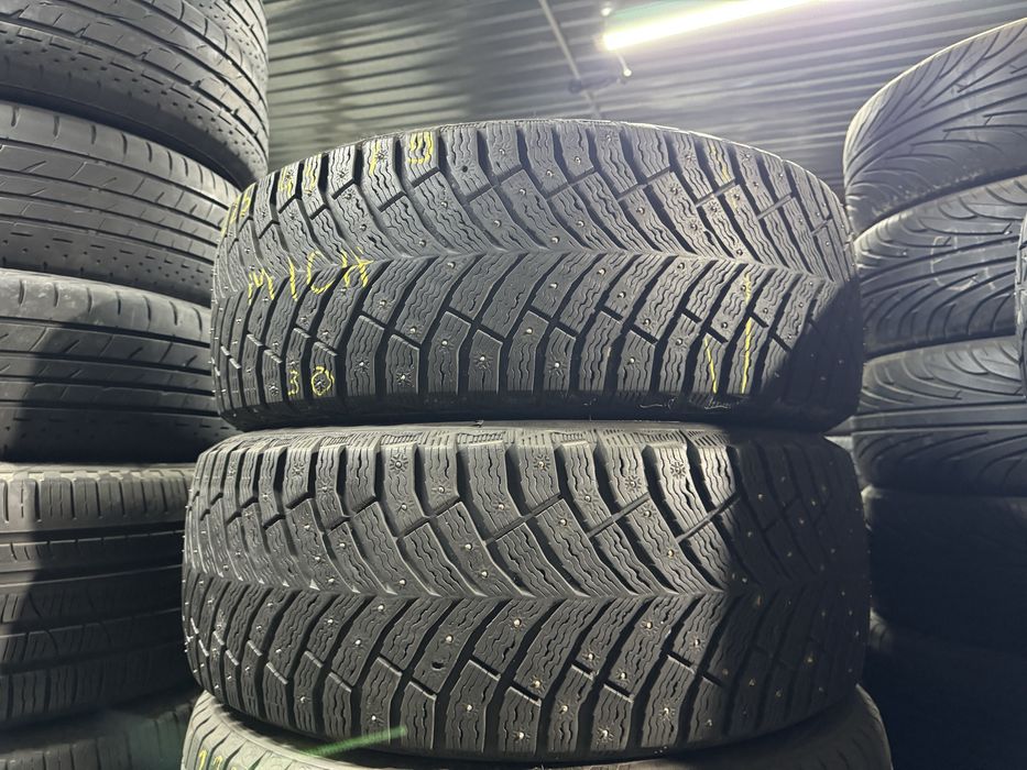 Шины шипы 225/45 R19 Michelin