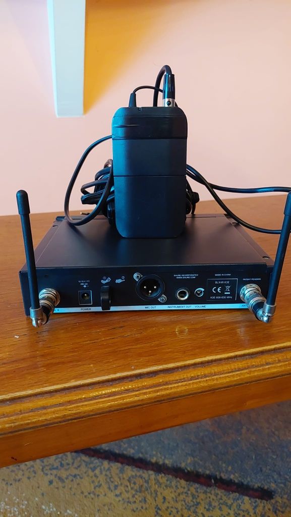 Wireless SHURE BLX4R