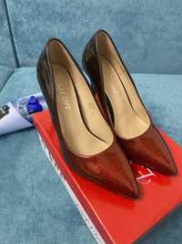 Pantofi stiletto ombre rosu