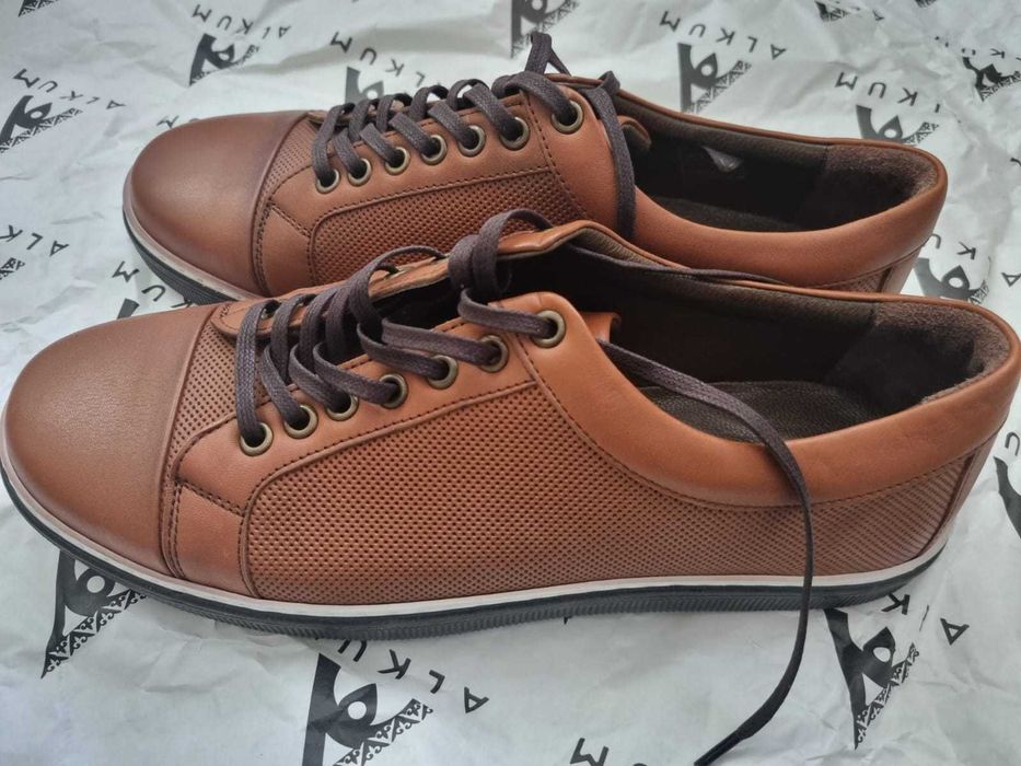 Продам мужские туфли.