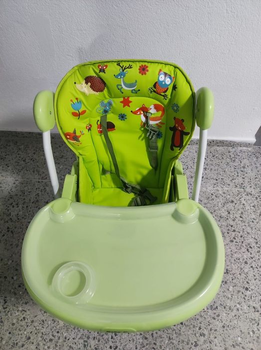 Vând scaun de masă copilași