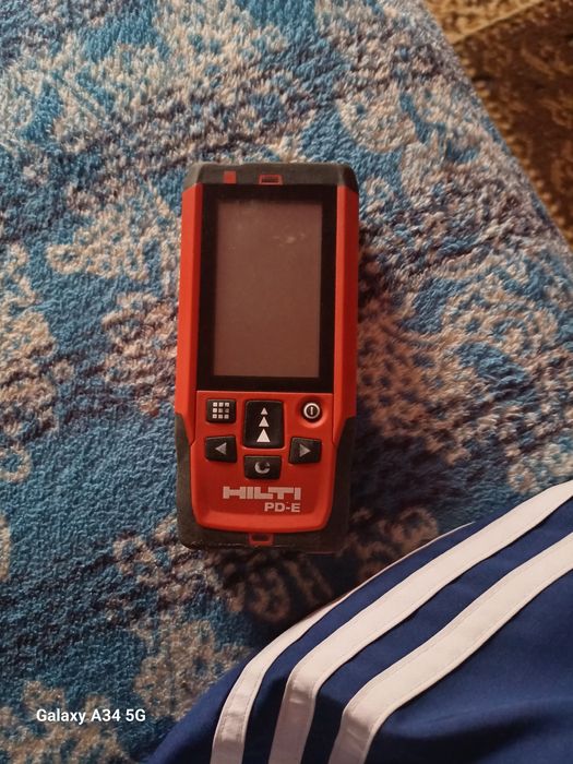 Telmetru cu laser hilti