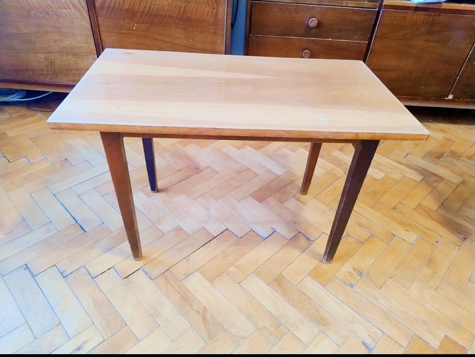 Donez mobilier vechi din Timisoara, ne ofer transport