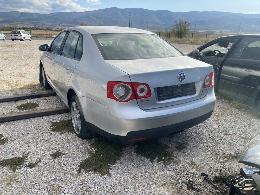 Фолксваген джета 1.9TDI 105кс автоматик на части