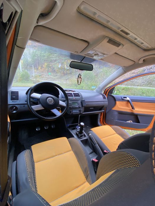 Volkswagen Cross Polo