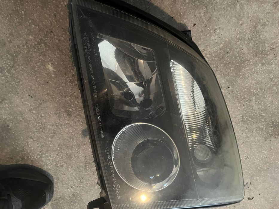 Фарове за Вектра Ц