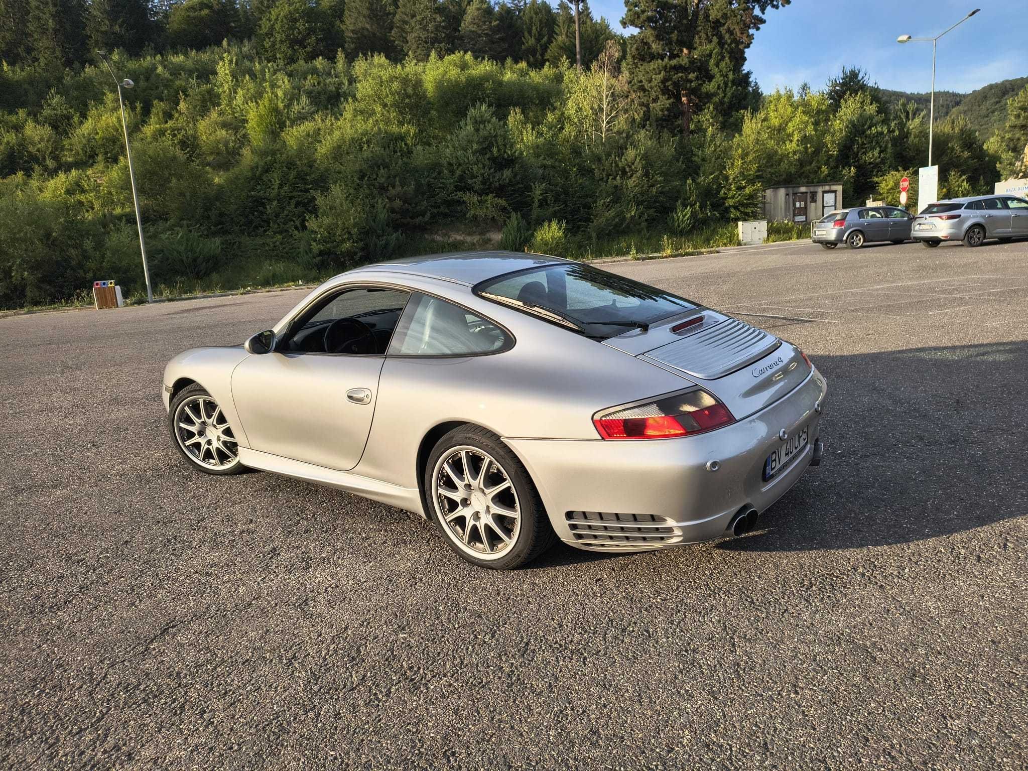 PORSCHE CARRERA 996/911 an 2001