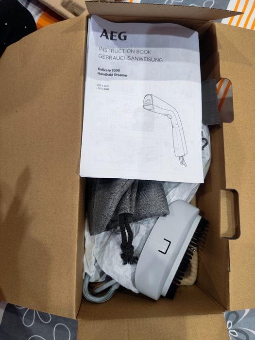 Уред за гладене на пара на AEG