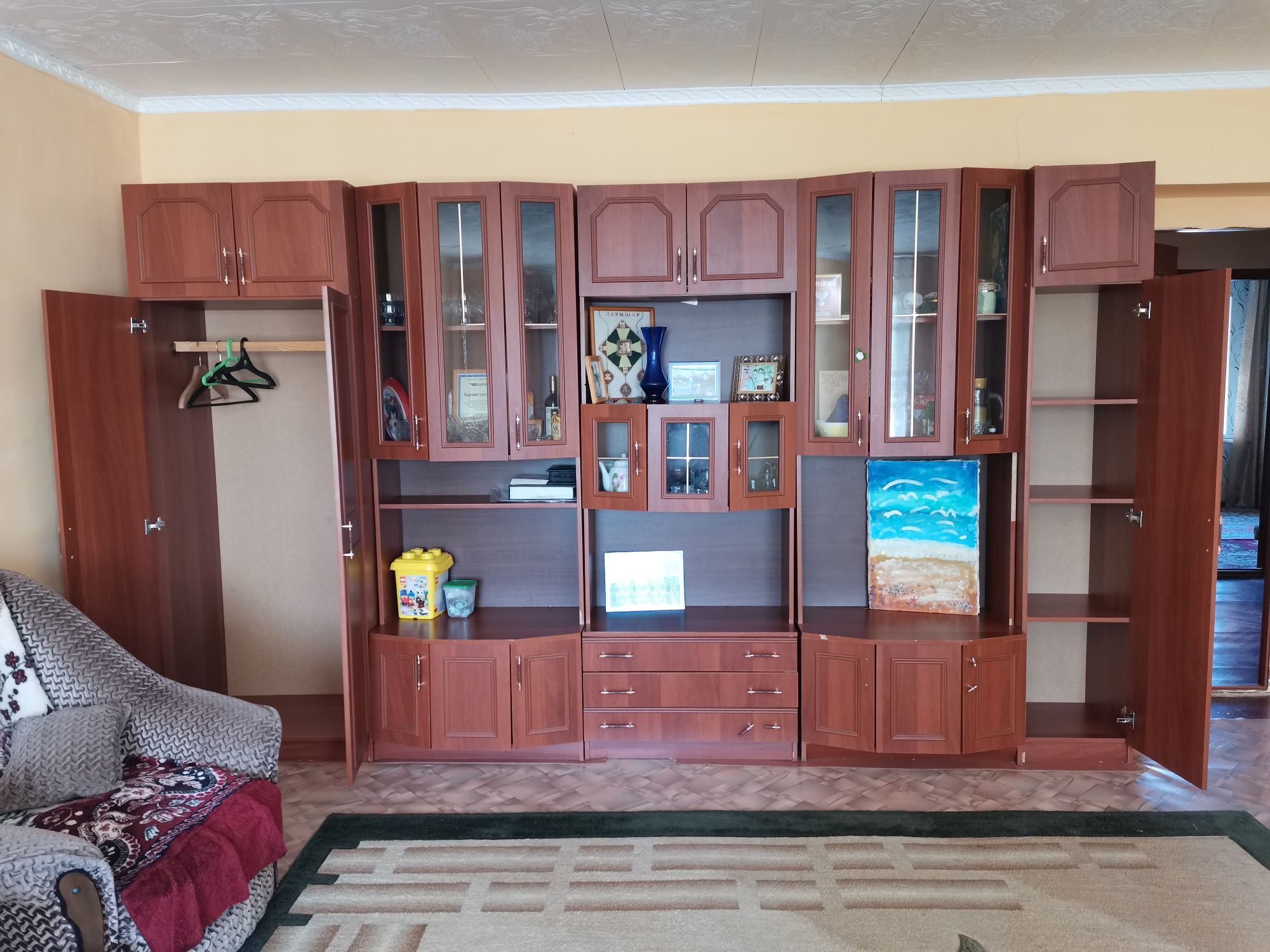 Продам стенку шкаф