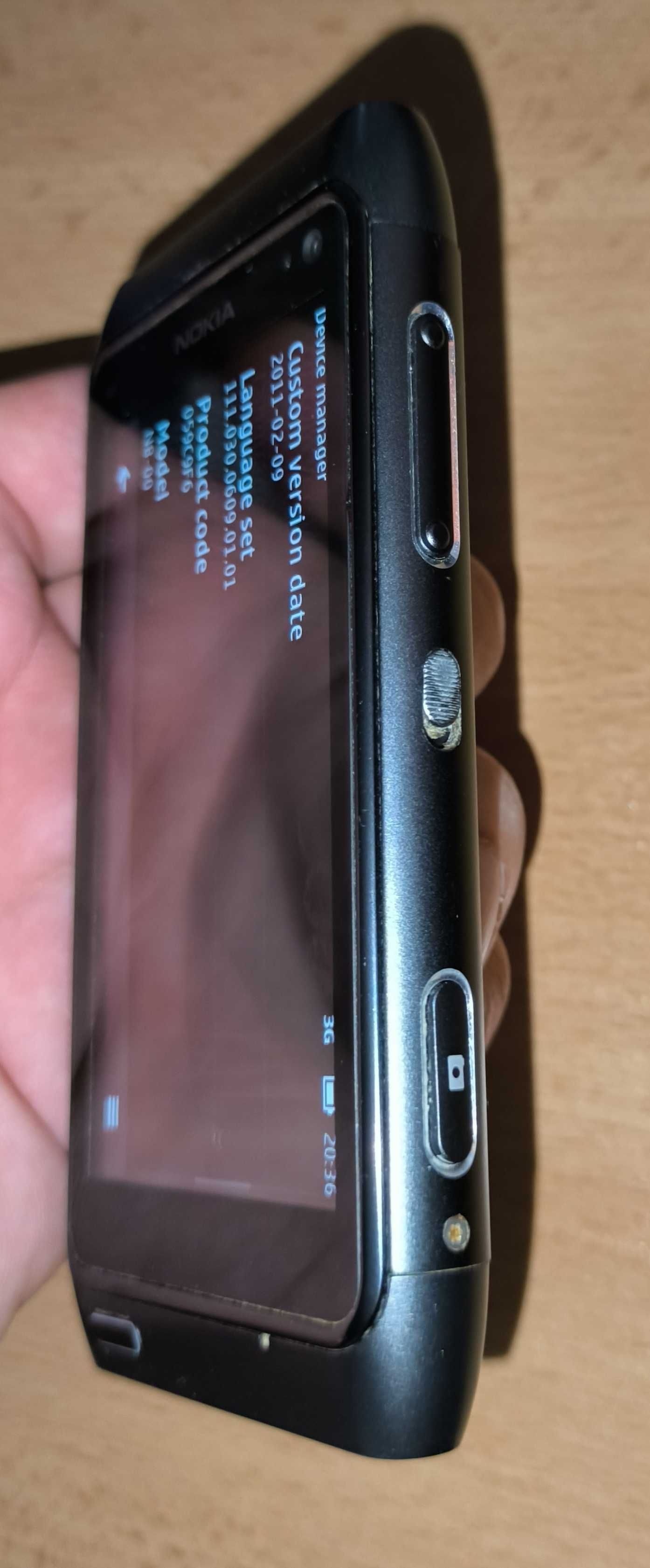 GSM Nokia N8 -пълен, оригинален комплект апарат, кутия, зарядно, кабел