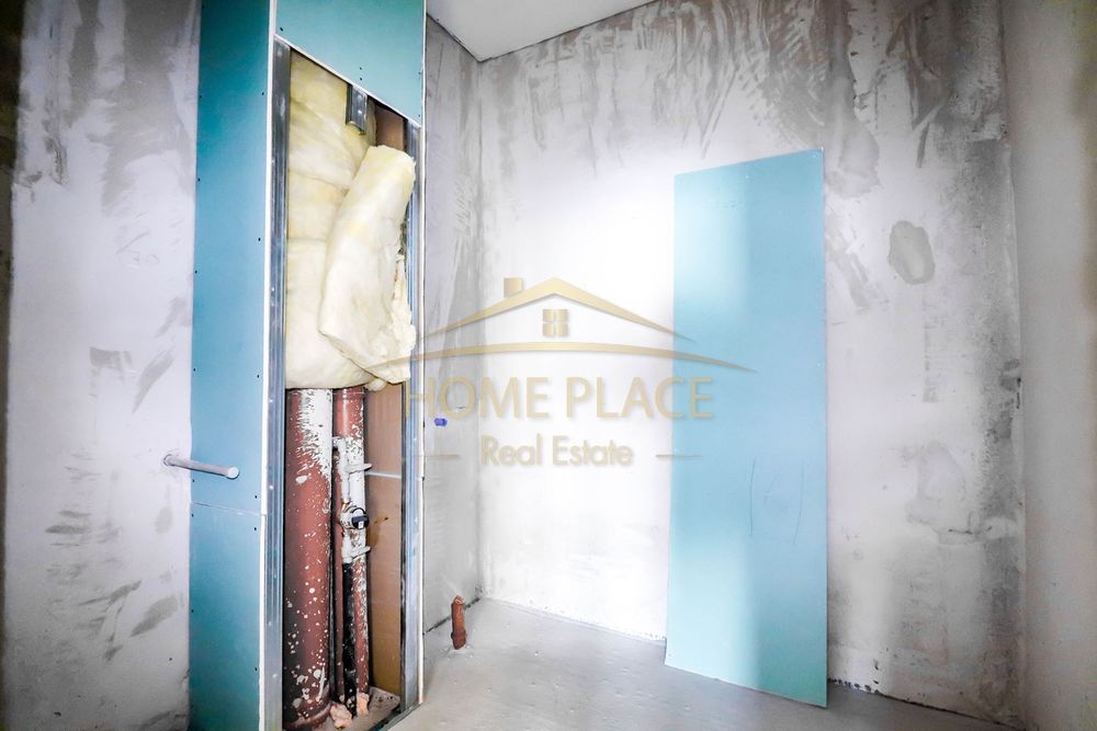 Продава се Тристаен апартамент в Варна, Бриз - 203 кв.м за 2092 €/кв.м - Снимка #9