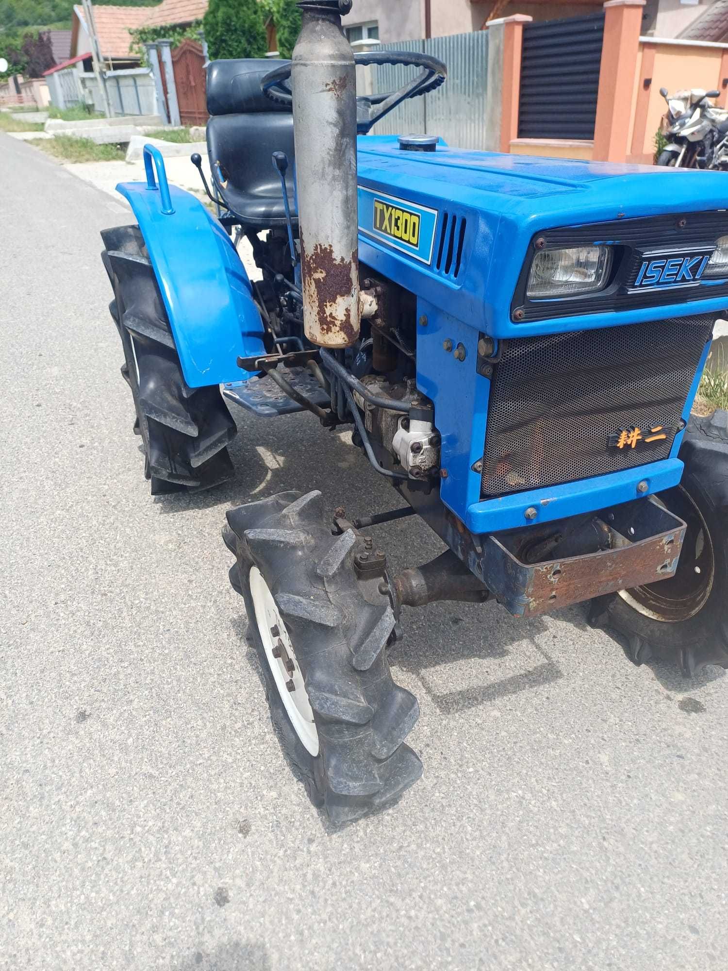 Tractor japonez Kubota aproape nou