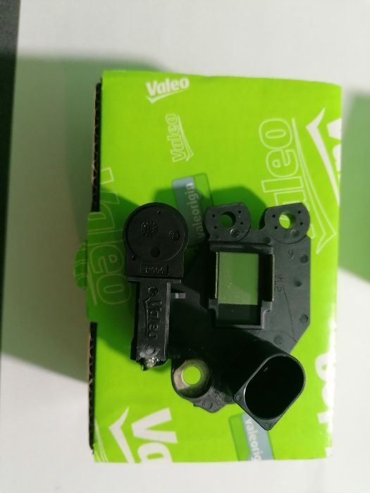 Releu alternator BMW E60 original Valeo