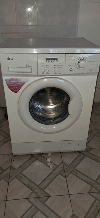 Продам стиральную машинку lg 5 кг