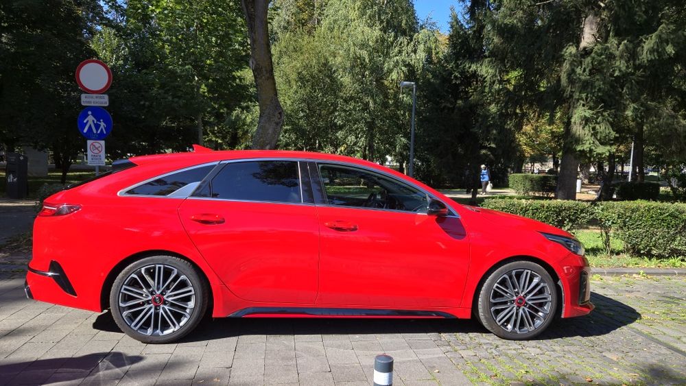 Kia proceed GT 204 cp
