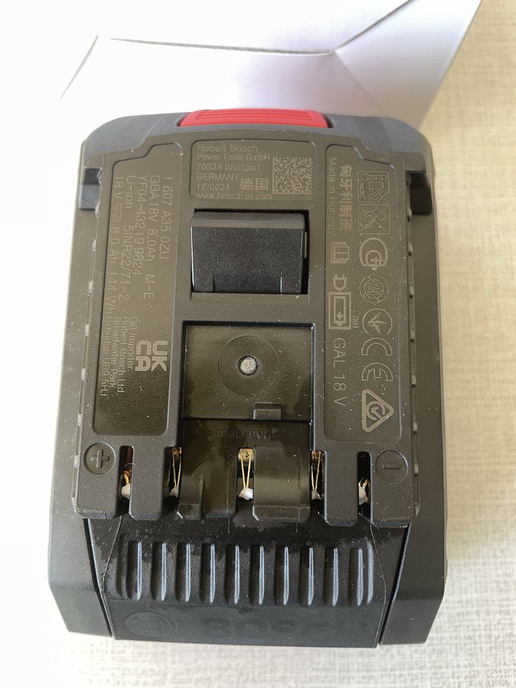 батерия,зарядно бош bosch procore 18V 8Ah