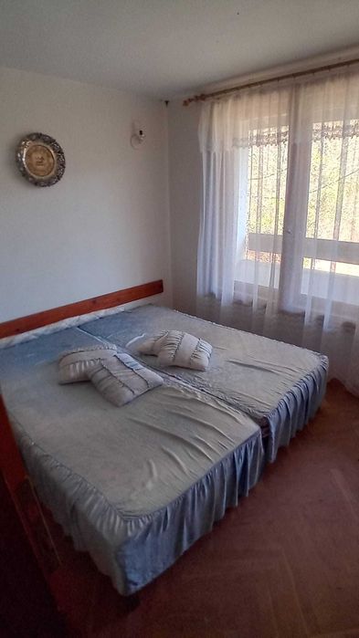 Красива вила в село Стайчовци, община Трън