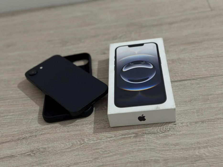 Vand iphone 16 e nou