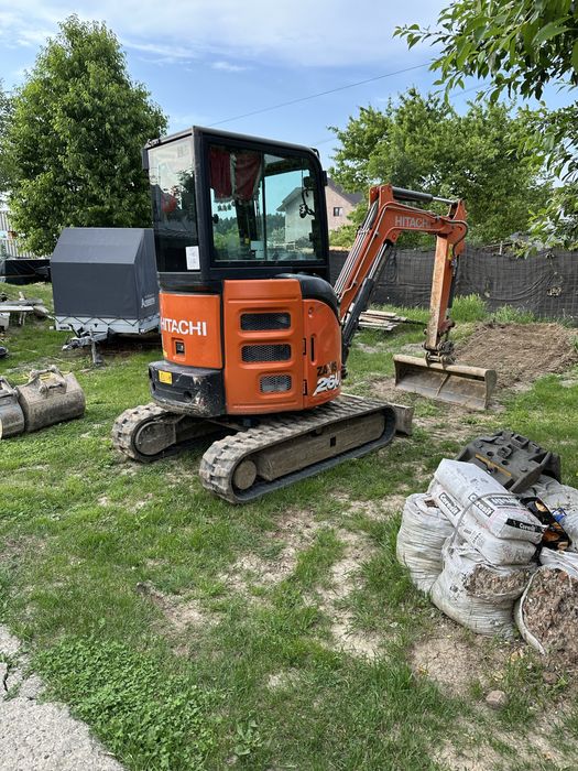 Excavator de inchiriat,fundatii,sapaturi,terasamente