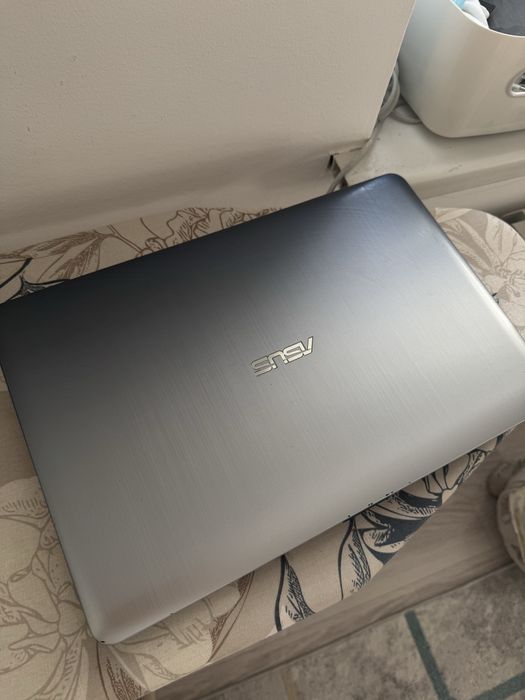 Продам ноутбук в хорошем состоянии