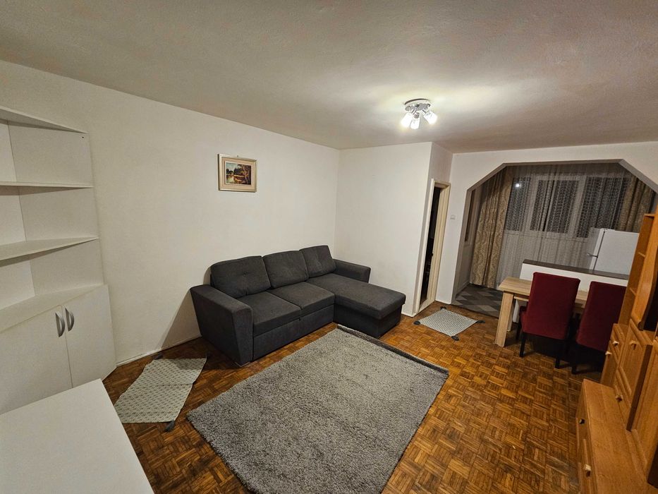 Inchiriez garsoniera Brazda G5, etaj 6