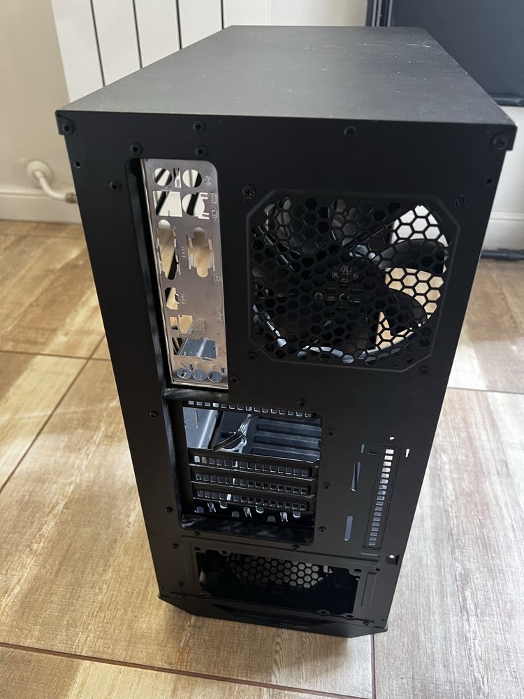 Компютърна кутия Cooler Master ATX