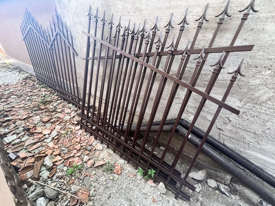 Elementi poarta fier